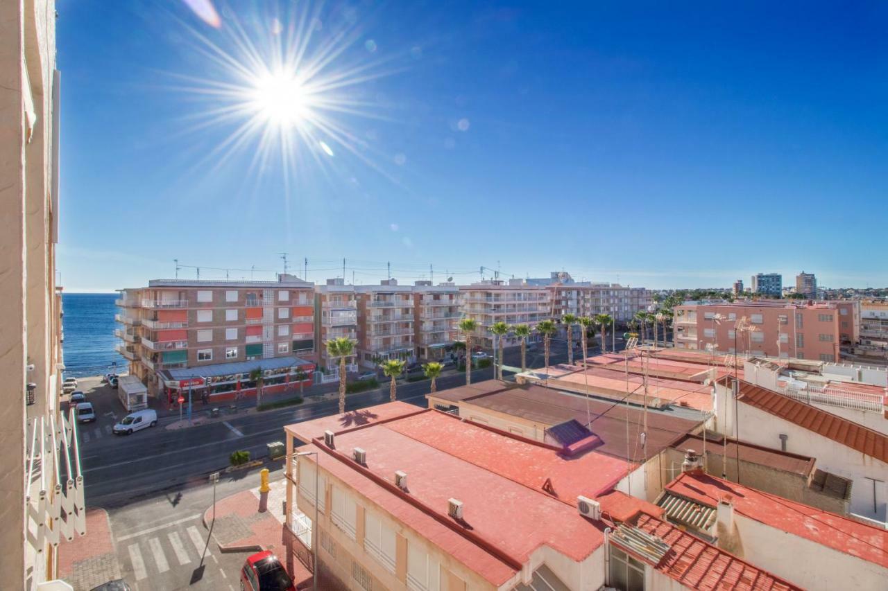 Apartamento 50M Al Mar تورّيفيِخا المظهر الخارجي الصورة